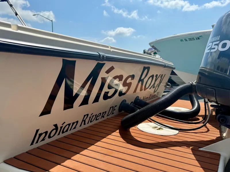 Slide: The Image of Parker 2820 XLD Sport Cabin 2008 - 57