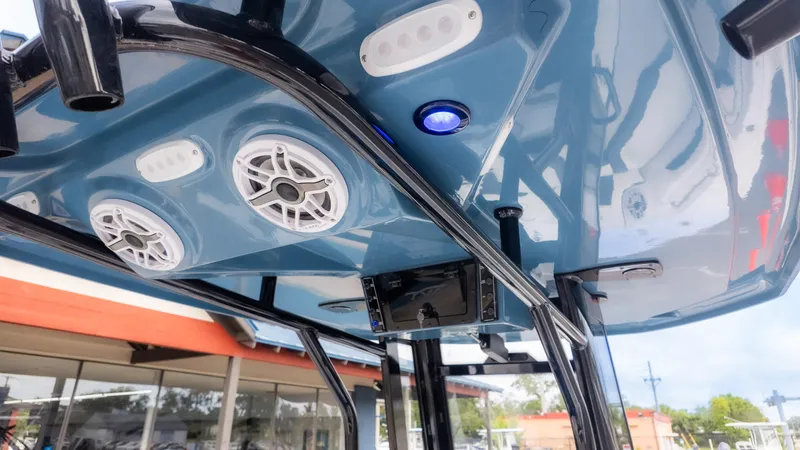 Slide: The Image of Tidewater 232 CC Adventure 2026 - 17