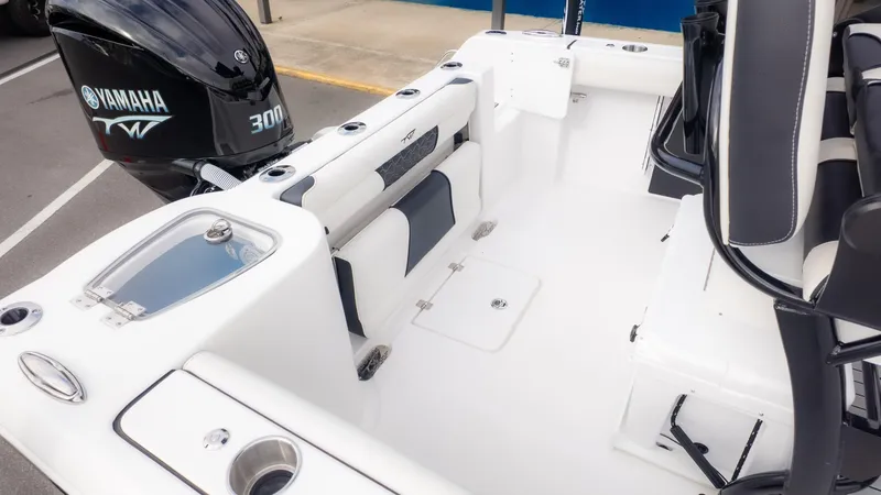 Slide: The Image of Tidewater 232 CC Adventure 2026 - 7