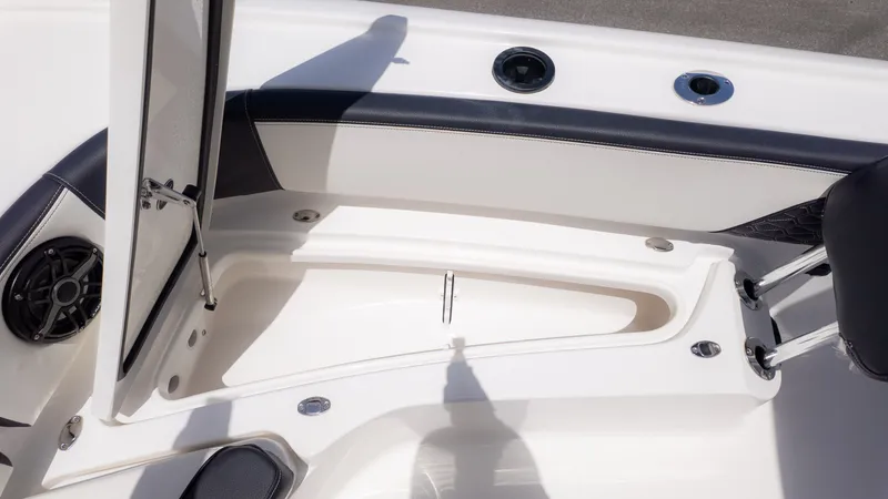 Slide: The Image of Tidewater 2700 Carolina Bay 2026 - 16