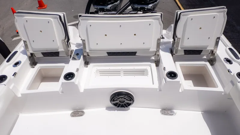 Slide: The Image of Tidewater 2700 Carolina Bay 2026 - 8