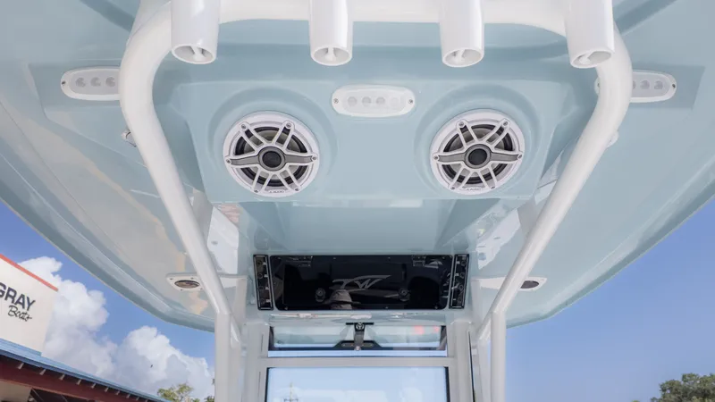 Slide: The Image of Tidewater 272 CC Adventure 2026 - 14