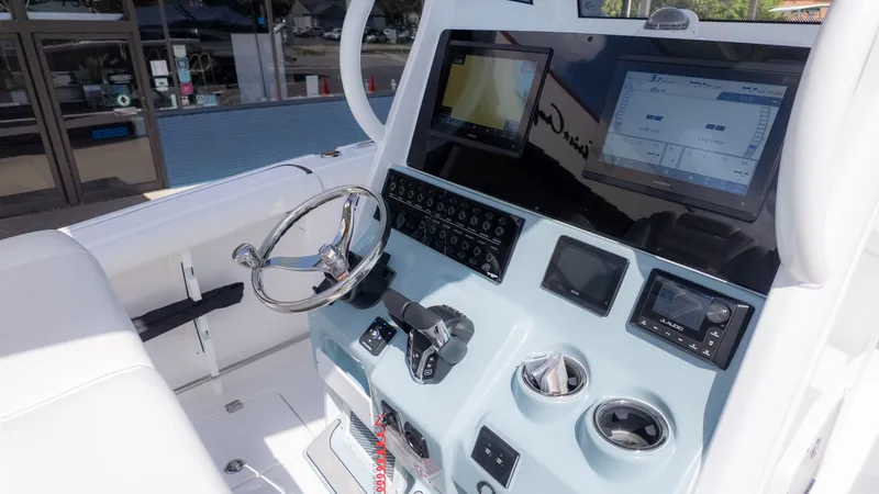 Slide: The Image of Tidewater 272 CC Adventure 2026 - 16