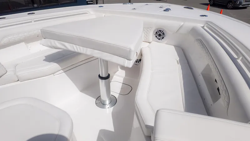 Slide: The Image of Tidewater 272 CC Adventure 2026 - 17