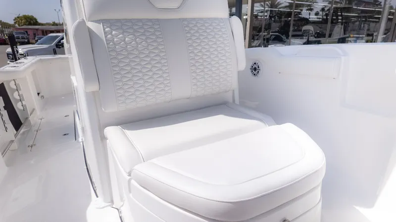 Slide: The Image of Tidewater 272 CC Adventure 2026 - 22