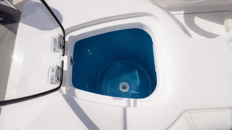 Slide: The Image of Tidewater 272 CC Adventure 2026 - 8