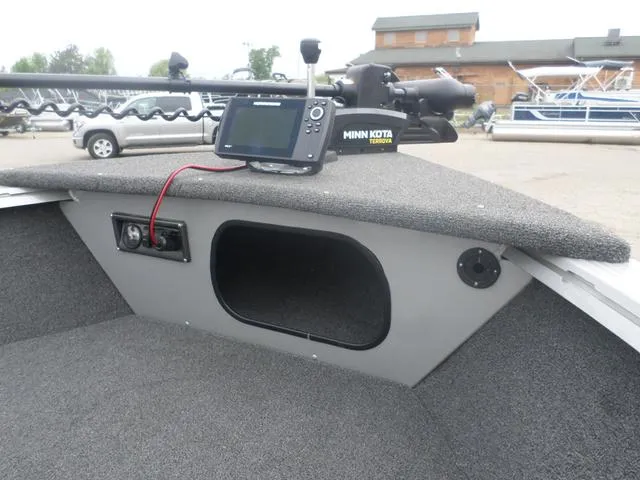 Slide: The Image of Polar Kraft Frontier 179 WT 2022 - 3