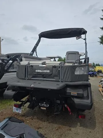 Slide: The Image of Sea-Doo SWITCH SPORT 18' 230HP 2023 - 6