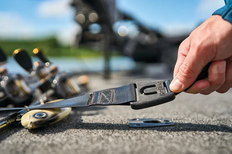 Slide: The Image of Triton 21XP Patriot 2025 - 109