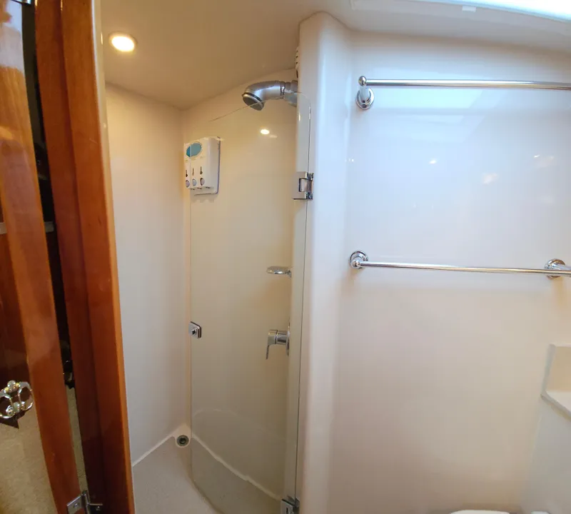 Slide: The Image of Riviera 58 Enclosed Flybridge 2004 - 58