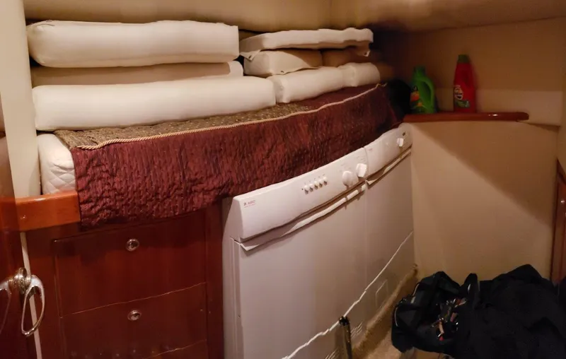 Slide: The Image of Riviera 58 Enclosed Flybridge 2004 - 59