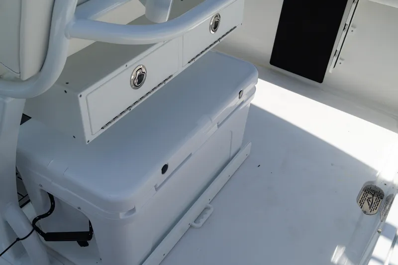 Slide: The Image of Tidewater 232 LXF 2026 - 29