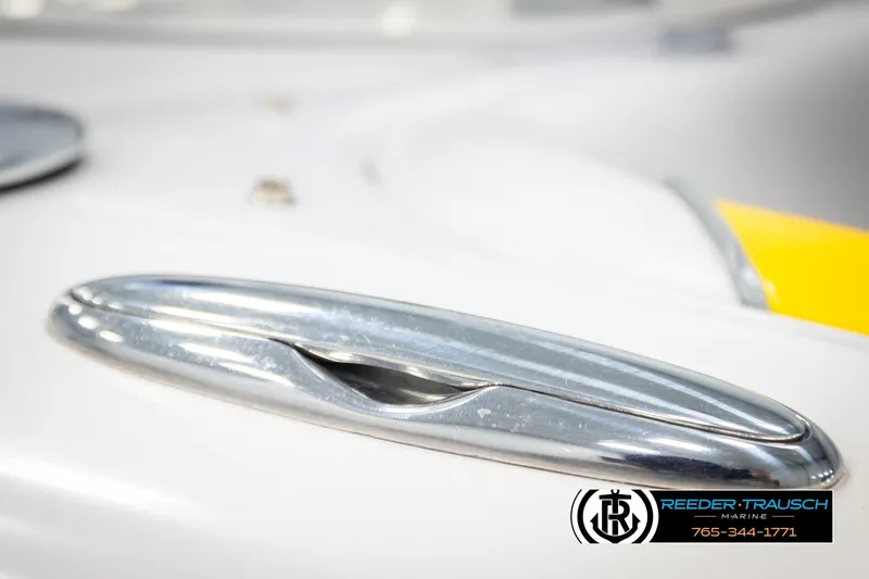 Slide: The Image of Correct Craft 226 Natique 2005 - 58