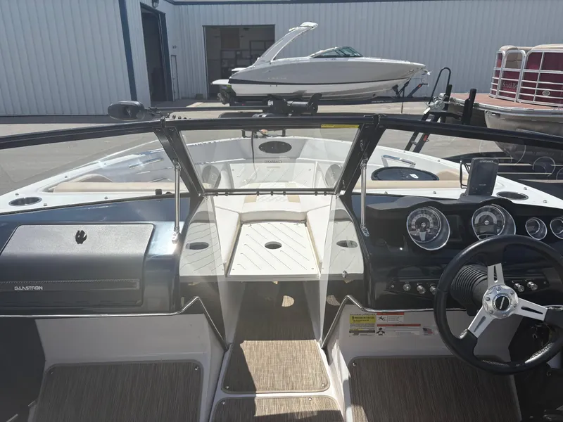 Slide: The Image of Glastron GTSF200 2018 - 10