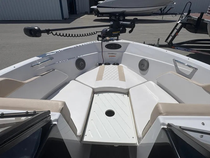 Slide: The Image of Glastron GTSF200 2018 - 6