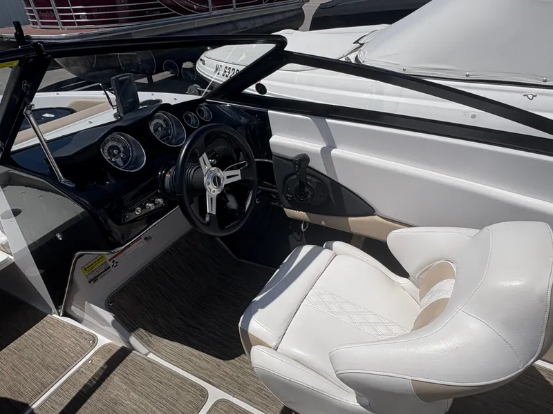 Slide: The Image of Glastron GTSF200 2018 - 7