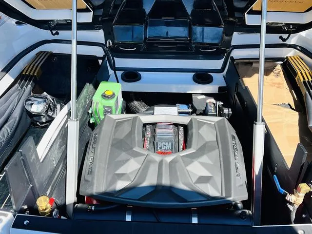 Slide: The Image of Nautique Super Air Nautique G25 Paragon 2024 - 52