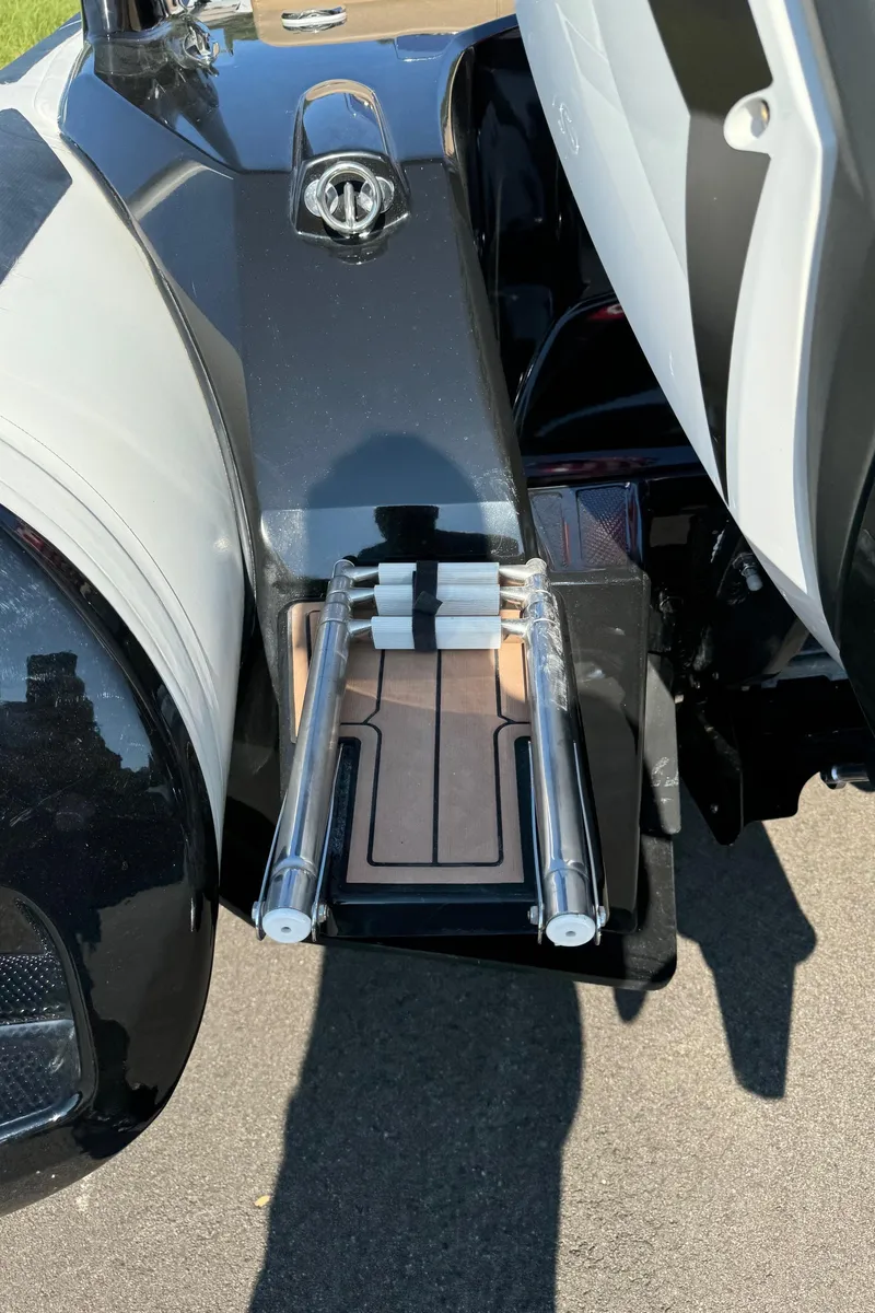 Slide: The Image of Brig Eagle 650 2019 - 50