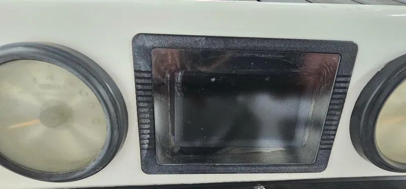 Slide: The Image of Yamaha 210 FSH Deluxe 2018 - 53