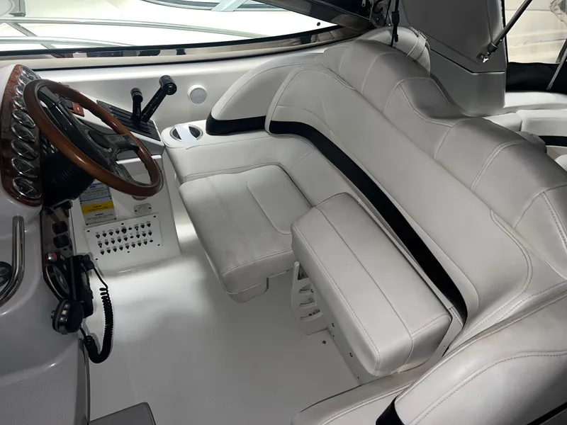 Slide: The Image of Formula 34 Performance Cruiser 2005 - 17
