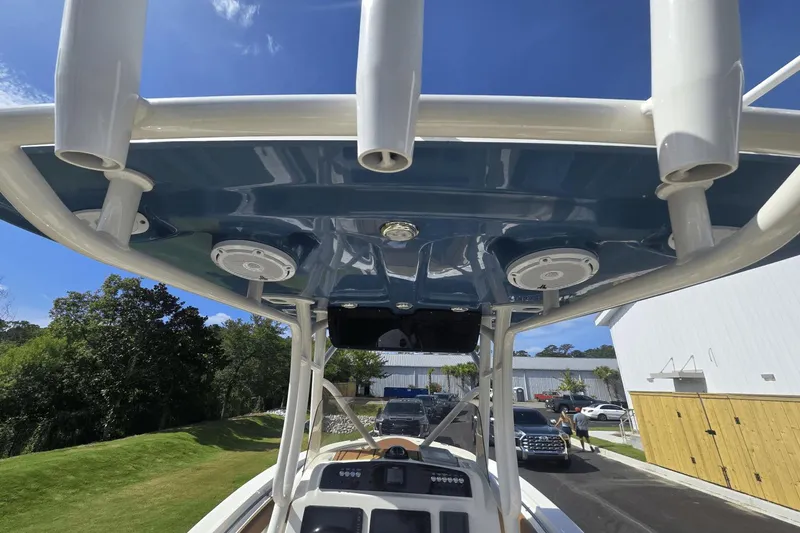 Slide: The Image of Pioneer 222 Islander 2024 - 12