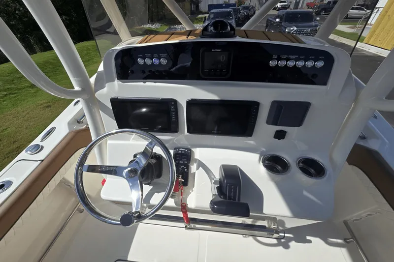 Slide: The Image of Pioneer 222 Islander 2024 - 16