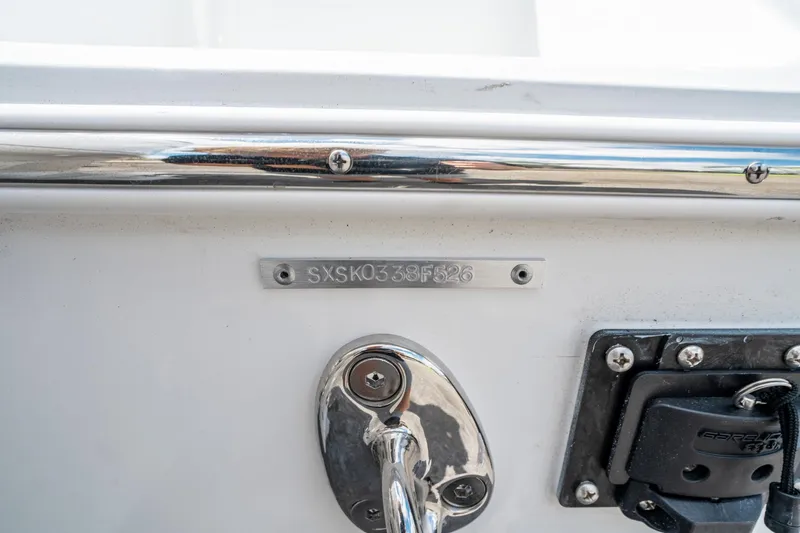 Slide: The Image of Sea Hunt Ultra 275 SE 2026 - 39