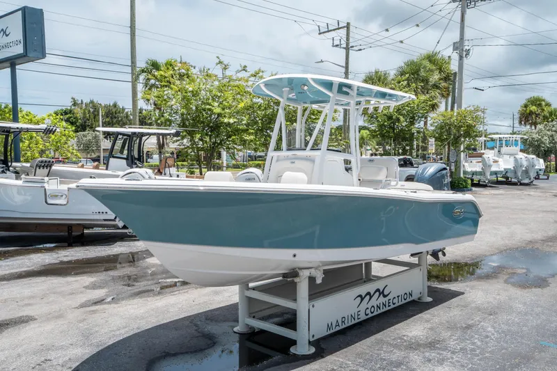 Slide: The Image of Sea Hunt Ultra 219 2026 - 6