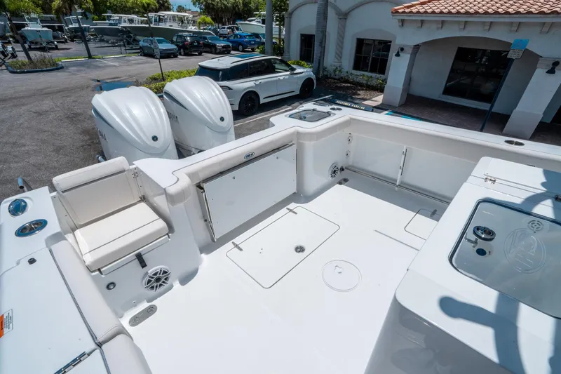 Slide: The Image of Sea Hunt Gamefish 30 Forward Seating 2026 - 10