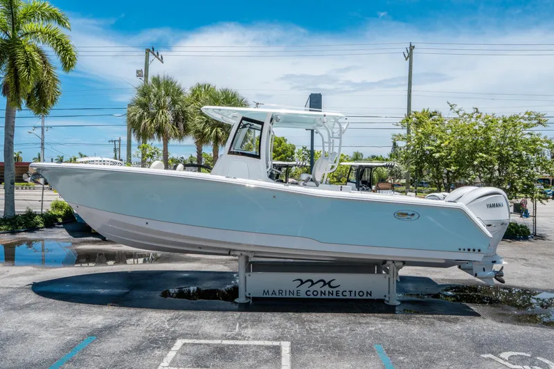 Slide: The Image of Sea Hunt Gamefish 30 Forward Seating 2026 - 5