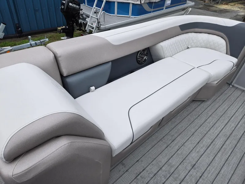 Slide: The Image of Luxurious seating on 2026 Godfrey SWEETWATER Entertainment 2486 DT pontoon boat. - 33