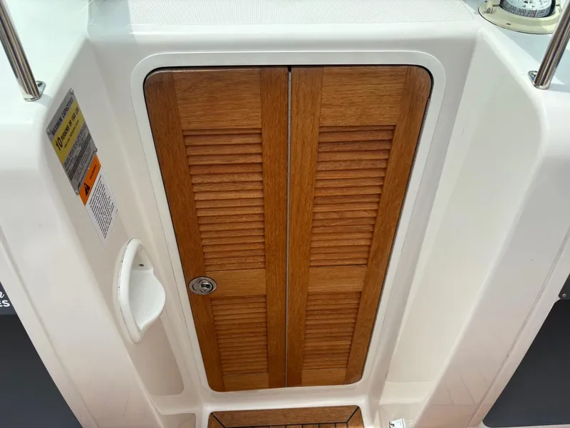 Slide: The Image of Chris-Craft Corsair 25 2004 - 19