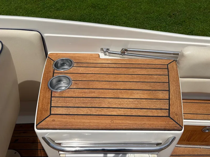 Slide: The Image of Chris-Craft Corsair 25 2004 - 31