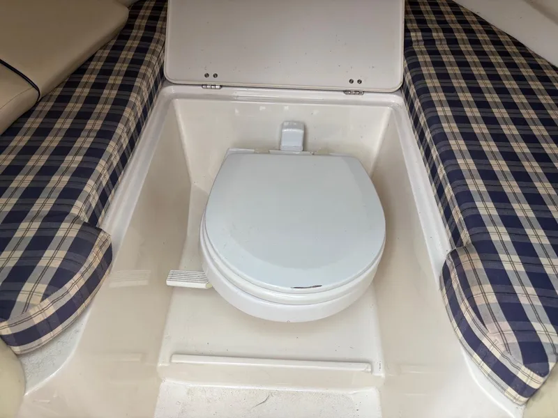 Slide: The Image of Chris-Craft Corsair 25 Heritage Edition 2004 - 21