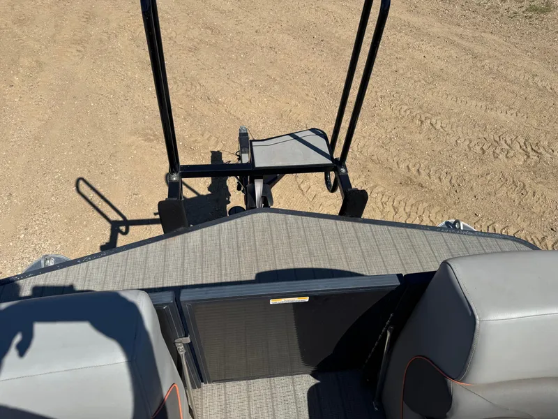 Slide: The Image of Manitou MB 25 SHP II 2021 - 8