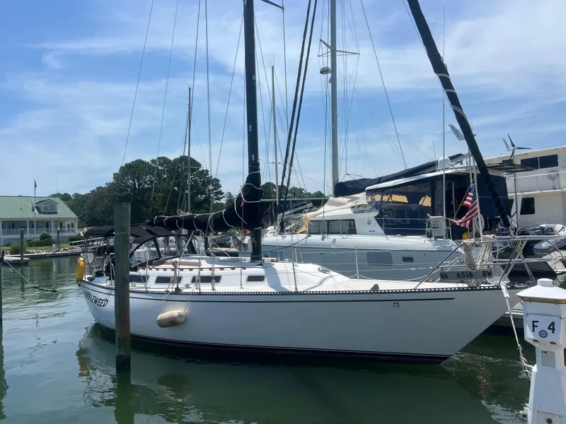 Slide: The Image of Catalina 38 1984 - 1