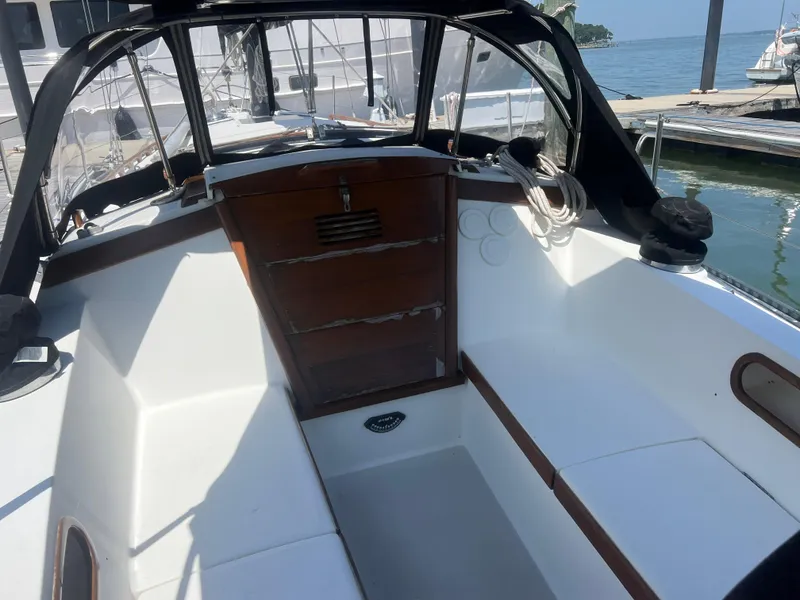 Slide: The Image of Catalina 38 1984 - 22