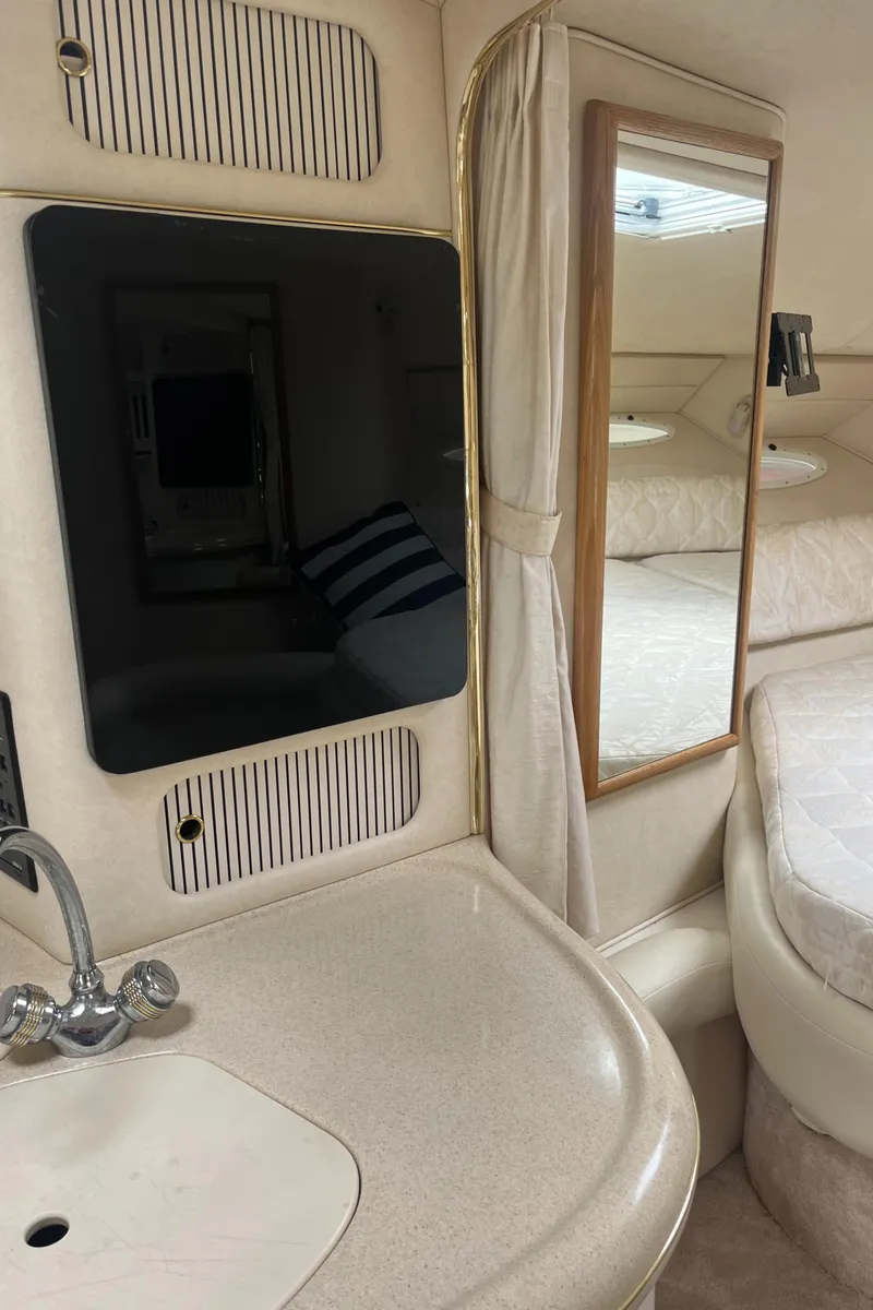 Slide: The Image of Sea Ray 340 Sundancer 2000 - 52