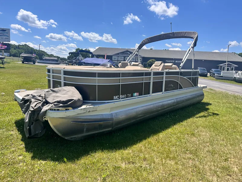 Slide: The Image of Bennington 22 SXCW rear lounge Pontoon 2016 - 6