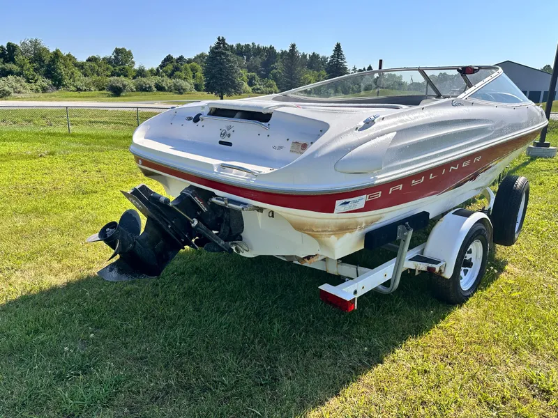 Slide: The Image of Bayliner 1850SS OPEN BOW 1998 - 2