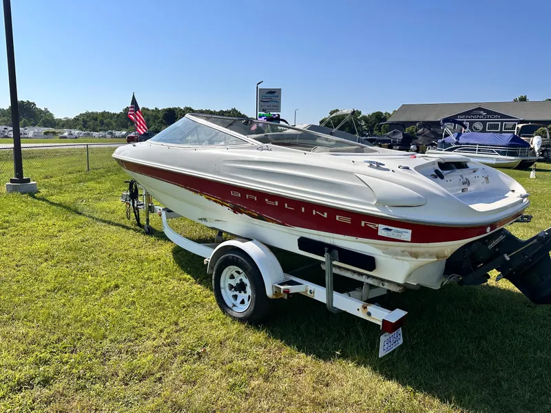 Slide: The Image of Bayliner 1850SS OPEN BOW 1998 - 3