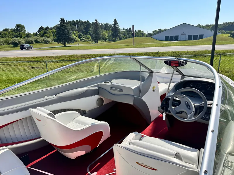 Slide: The Image of Bayliner 1850SS OPEN BOW 1998 - 5