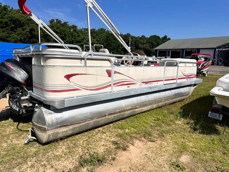 Slide: The Image of Smoker Craft SERENITY PONTOON 2000 - 2