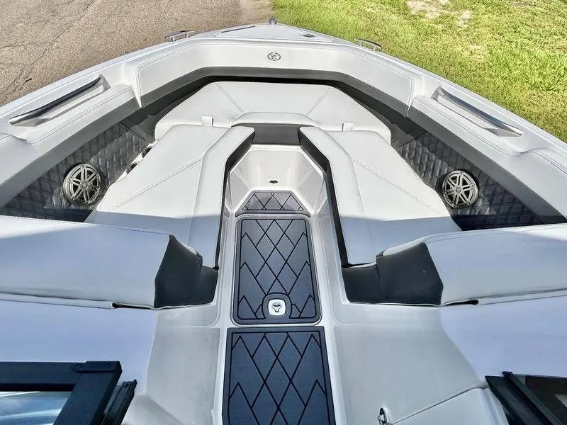 Slide: The Image of Cobalt R4 2025 - 40