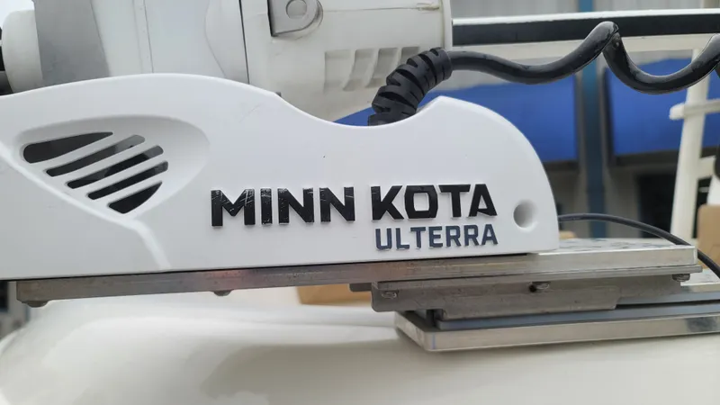 Slide: The Image of Bayliner Trophy T20CC 2023 - 11