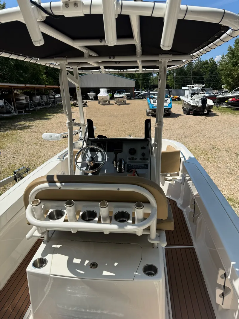 Slide: The Image of Bayliner Trophy T20CC 2023 - 23