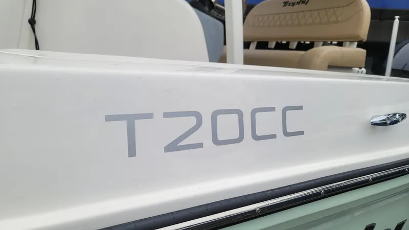 Slide: The Image of Bayliner Trophy T20CC 2023 - 6