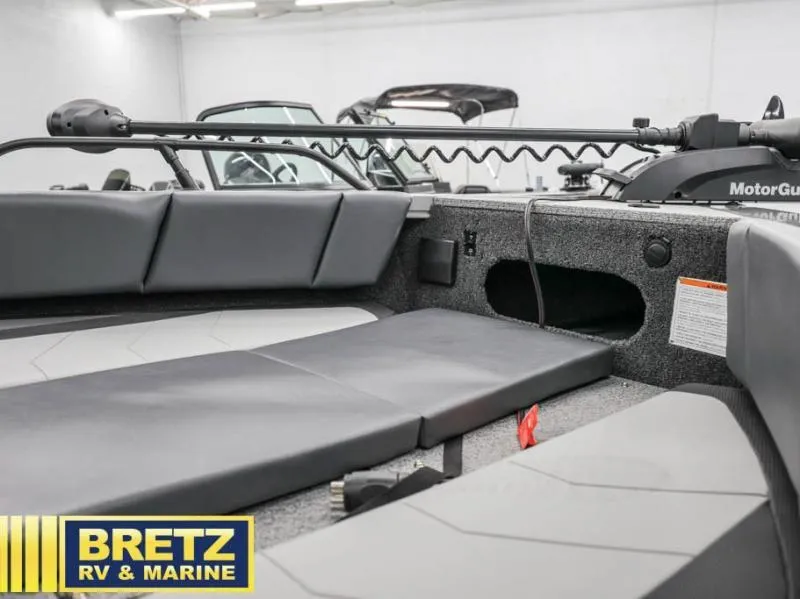 Slide: The Image of Machine Walk Thru FM 1800 WT 2025 - 10