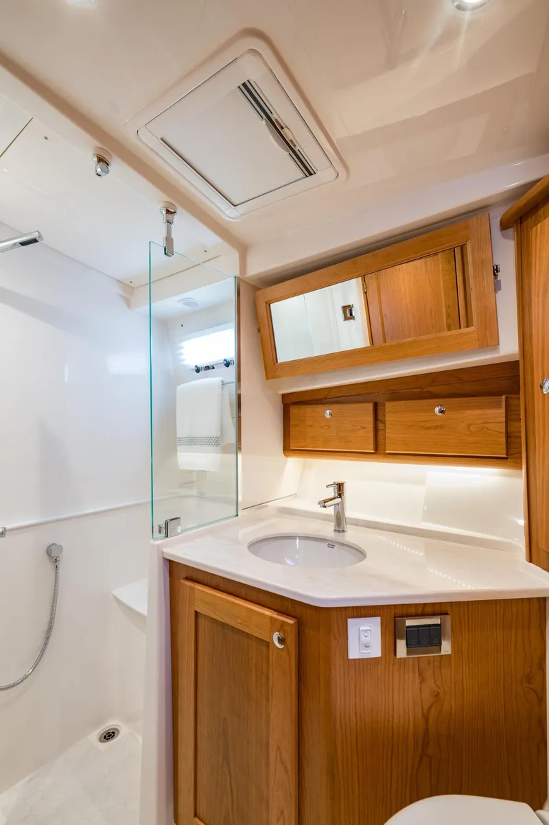 Slide: The Image of Sabre 43 Salon Express 2025 - 53