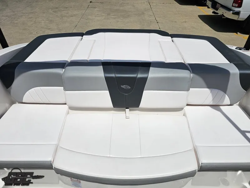 Slide: The Image of Chaparral 21 SSi 2020 - 100